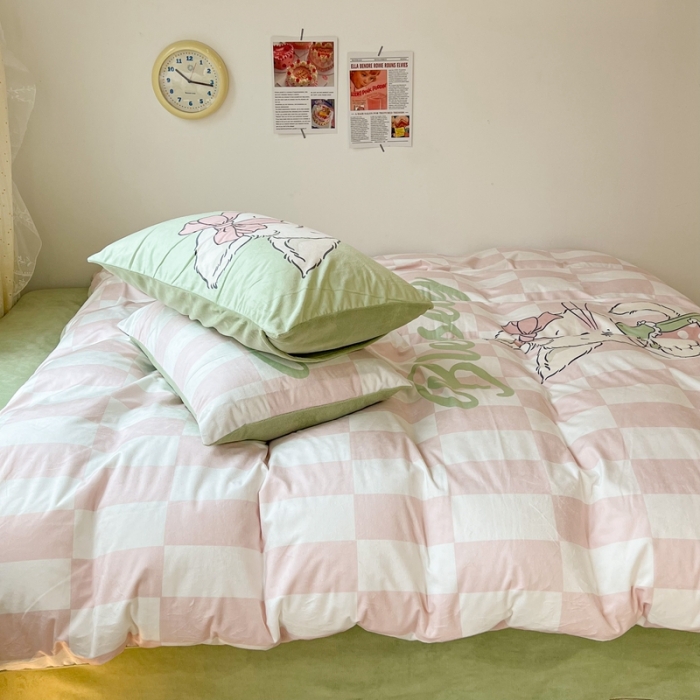 91家纺网 家纺一手货源 找家纺 昔可 2022新款大版数码印花牛奶绒四件套 围裙小兔