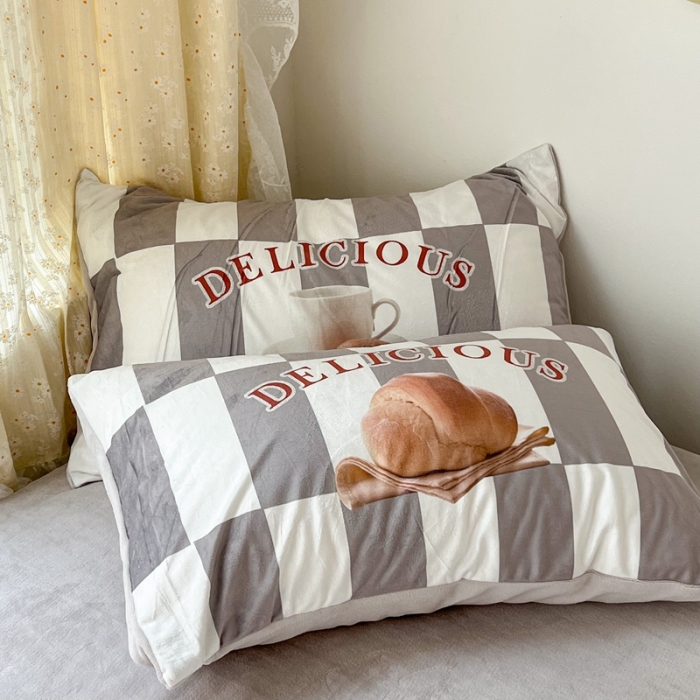 91家纺网 家纺一手货源 找家纺 昔可 2022新款大版数码印花牛奶绒四件套 早餐面包