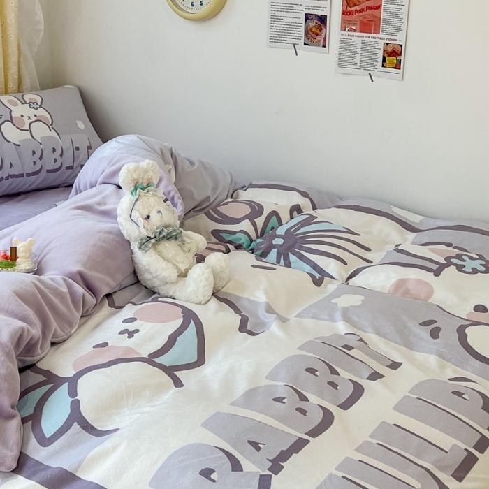 91家纺网 家纺一手货源 找家纺 昔可 2022新款大版数码印花牛奶绒四件套 紫色花束兔