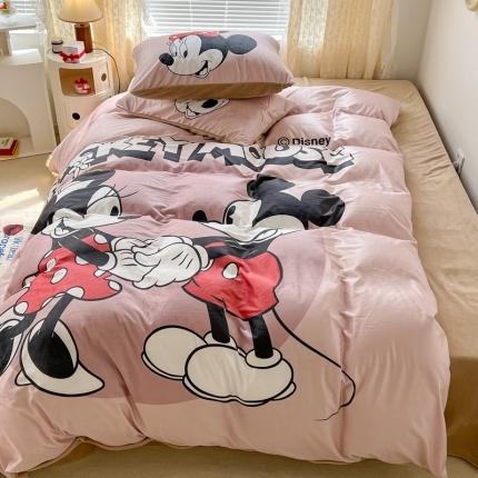 91家纺网 家纺一手货源 找家纺 昔可 2022新款迪士尼大版宝宝牛奶绒四件套 拉拉手伙伴