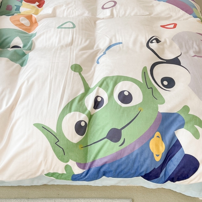 91家纺网 家纺一手货源 找家纺 （总）昔可 2022新款迪士尼大版宝宝牛奶绒四件套