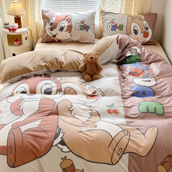 91家纺网 家纺一手货源 找家纺 昔可 2022新款迪士尼大版宝宝牛奶绒四件套 奇奇蒂蒂的陪伴