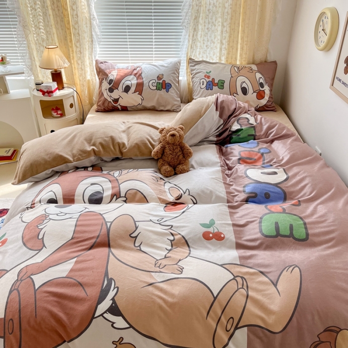 91家纺网 家纺一手货源 找家纺 昔可 2022新款迪士尼大版宝宝牛奶绒四件套 奇奇蒂蒂的陪伴