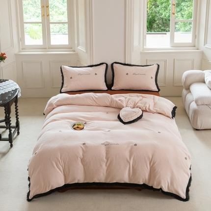 91家纺网 家纺一手货源 找家纺 （总）柠馨 新款230g牛奶绒贴布绣花可爱卡通四件套