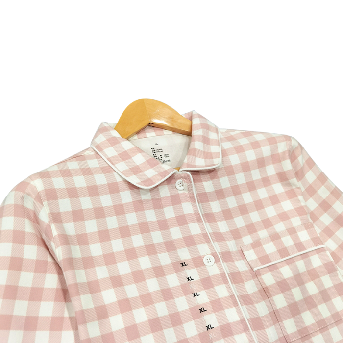 91家纺网 家纺一手货源 找家纺 皇寝世家 2023新款纯棉法兰绒家居服套装 809女-粉白格