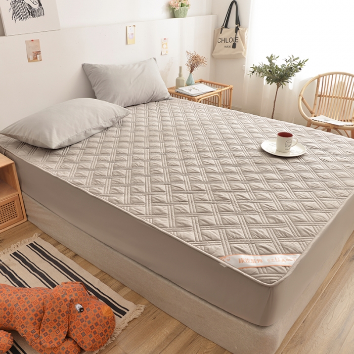 91家纺网 家纺一手货源 找家纺 梦柏 2023新款13372全棉斜纹夹棉床笠 浅灰