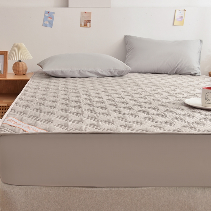 91家纺网 家纺一手货源 找家纺 梦柏 2023新款13372全棉斜纹夹棉床笠 浅灰