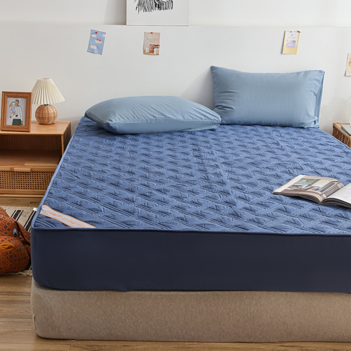 91家纺网 家纺一手货源 找家纺 梦柏 2023新款13372全棉斜纹夹棉床笠 宝蓝