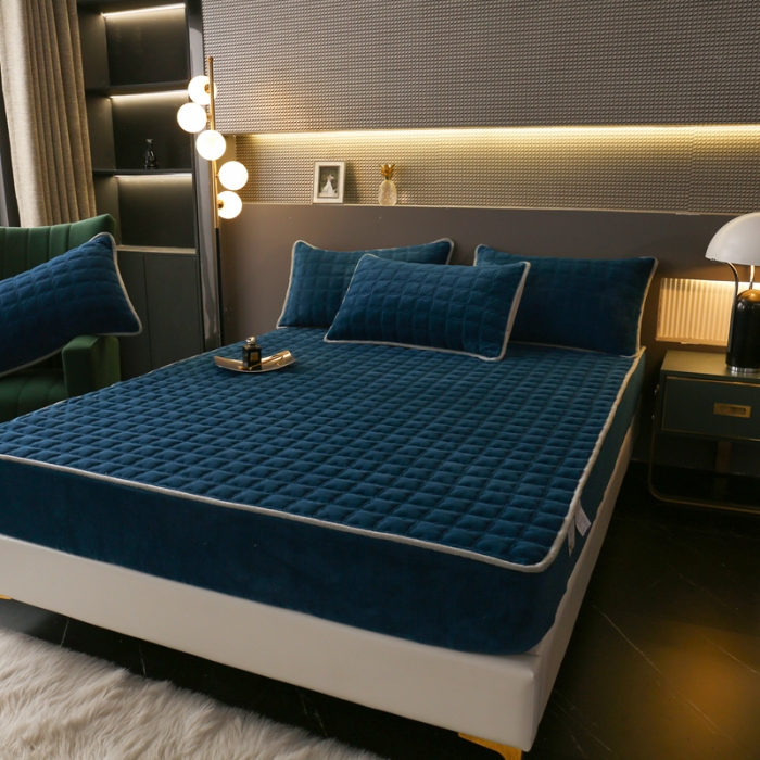 91家纺网 家纺一手货源 找家纺 （总）2025啊雅家居新款单品牛奶绒夹棉床笠