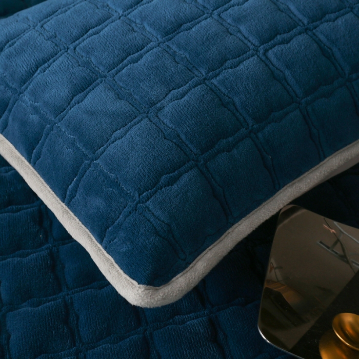 91家纺网 家纺一手货源 找家纺 （总）2025啊雅家居新款单品牛奶绒夹棉床笠