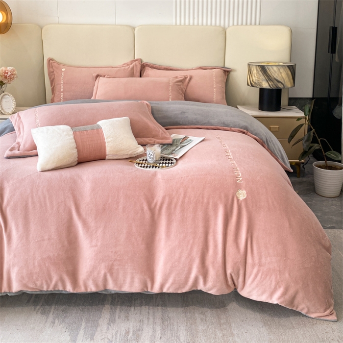 91家纺网 家纺一手货源 找家纺 蓝巢 2022新款高克重牛奶绒唯美系列四件套 唯美-豆沙