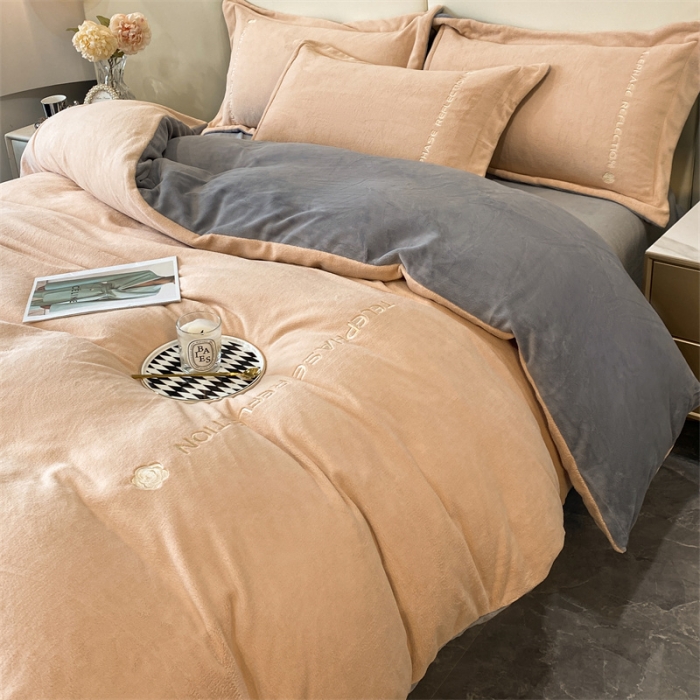 91家纺网 家纺一手货源 找家纺 蓝巢 2022新款高克重牛奶绒唯美系列四件套 唯美-米驼