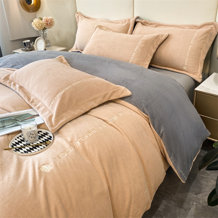 91家纺网 家纺一手货源 找家纺 蓝巢 2022新款高克重牛奶绒唯美系列四件套 唯美-米驼