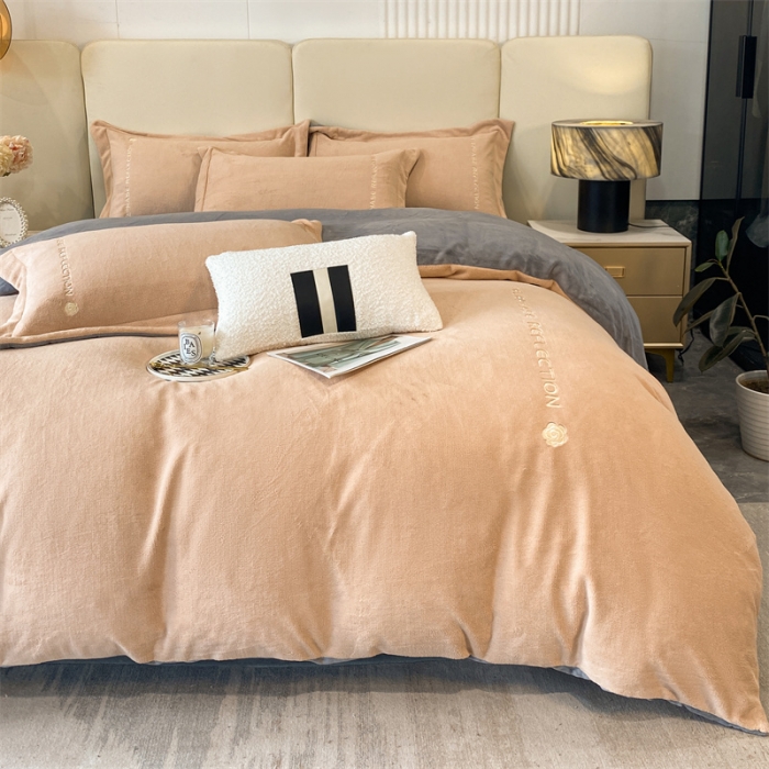 91家纺网 家纺一手货源 找家纺 蓝巢 2022新款高克重牛奶绒唯美系列四件套 唯美-米驼