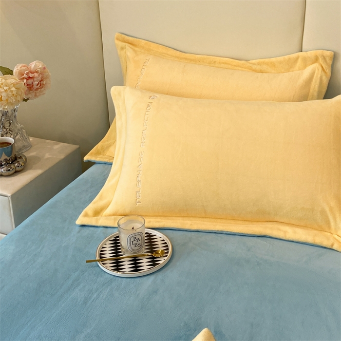 91家纺网 家纺一手货源 找家纺 蓝巢 2022新款高克重牛奶绒唯美系列四件套 唯美-奶黄