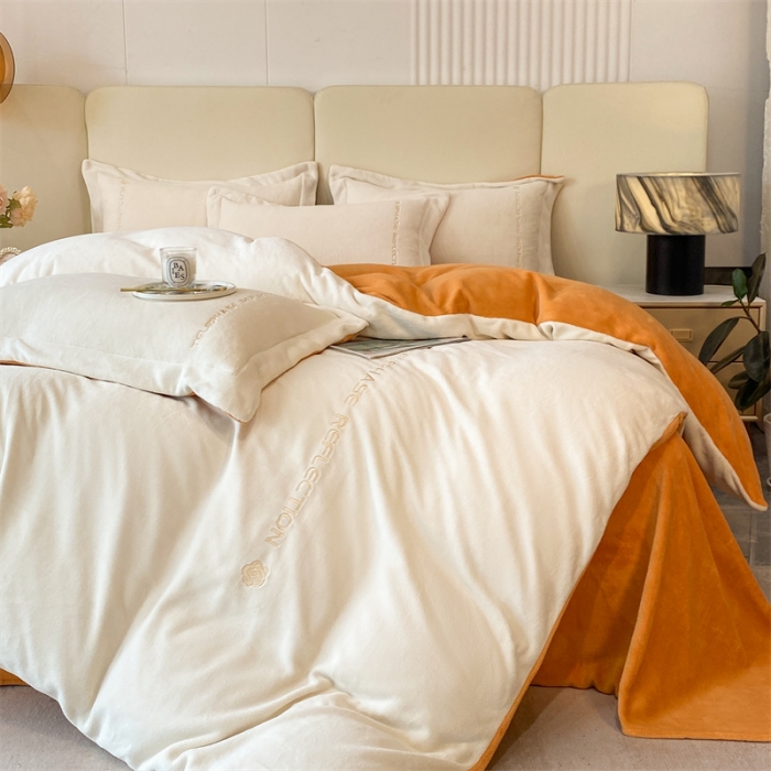 91家纺网 家纺一手货源 找家纺 蓝巢 2022新款高克重牛奶绒唯美系列四件套 唯美-奶昔白