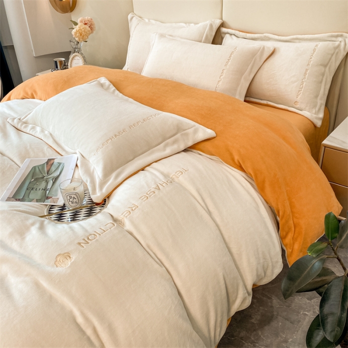 91家纺网 家纺一手货源 找家纺 蓝巢 2022新款高克重牛奶绒唯美系列四件套 唯美-奶昔白