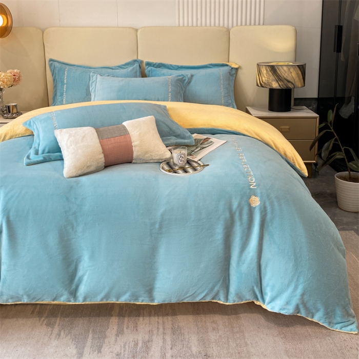 91家纺网 家纺一手货源 找家纺 蓝巢 2022新款高克重牛奶绒唯美系列四件套 唯美-天空蓝