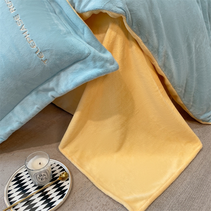 91家纺网 家纺一手货源 找家纺 蓝巢 2022新款高克重牛奶绒唯美系列四件套 唯美-天空蓝