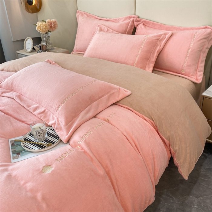 91家纺网 家纺一手货源 找家纺 蓝巢 2022新款高克重牛奶绒唯美系列四件套 唯美-香叶粉