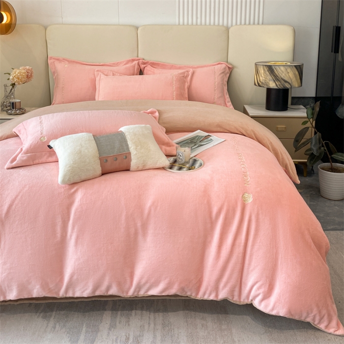 91家纺网 家纺一手货源 找家纺 蓝巢 2022新款高克重牛奶绒唯美系列四件套 唯美-香叶粉