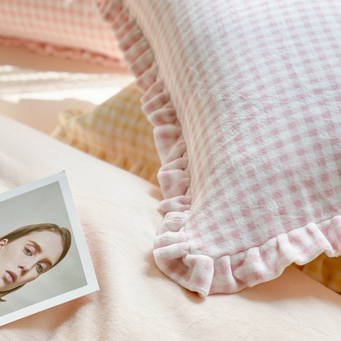 91家纺网 家纺一手货源 找家纺 时年家纺 2022新款240g亲肤牛奶绒小美好花边款四件套 小美好-少女粉