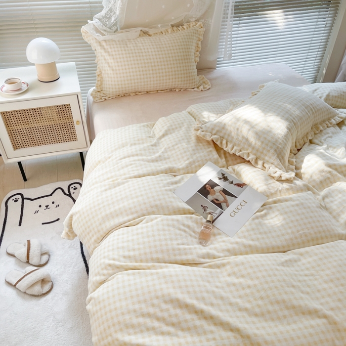 91家纺网 家纺一手货源 找家纺 时年家纺 2022新款240g亲肤牛奶绒小美好花边款四件套 小美好-芝士黄