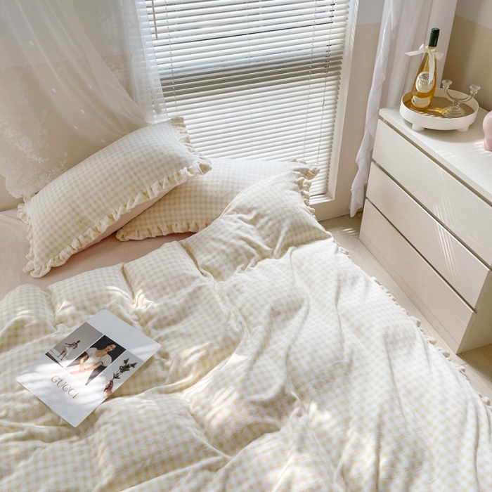 91家纺网 家纺一手货源 找家纺 时年家纺 2022新款240g亲肤牛奶绒小美好花边款四件套 小美好-芝士黄