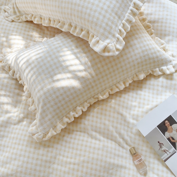 91家纺网 家纺一手货源 找家纺 时年家纺 2022新款240g亲肤牛奶绒小美好花边款四件套 小美好-芝士黄