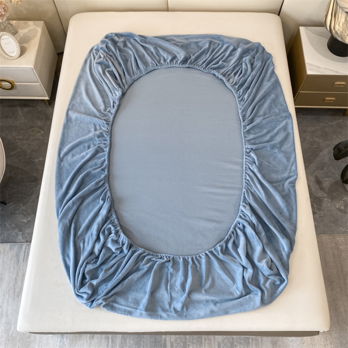 91家纺网 家纺一手货源 找家纺 蓝巢 2022新款牛奶绒轻奢单床笠 轻奢-宾利蓝