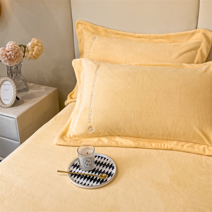 91家纺网 家纺一手货源 找家纺 蓝巢 2022新款牛奶绒轻奢单床笠 轻奢-奶黄