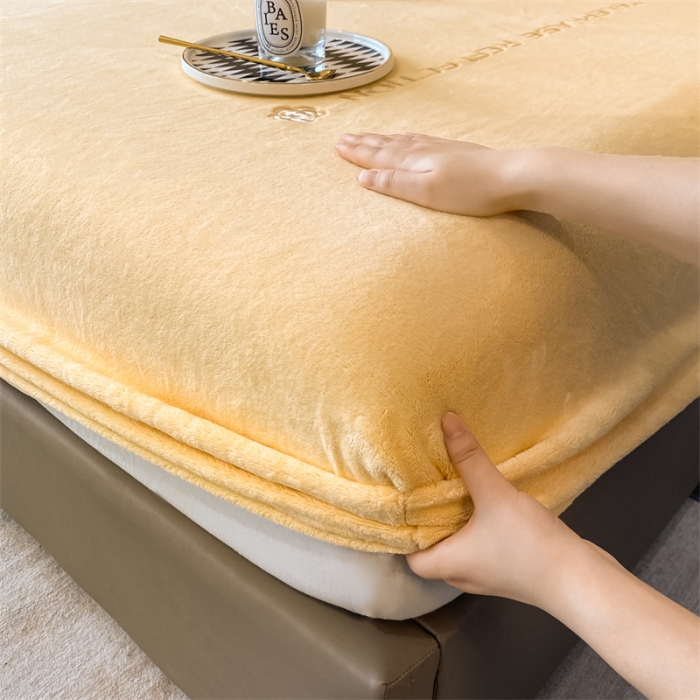 91家纺网 家纺一手货源 找家纺 蓝巢 2022新款牛奶绒轻奢单床笠 轻奢-奶黄