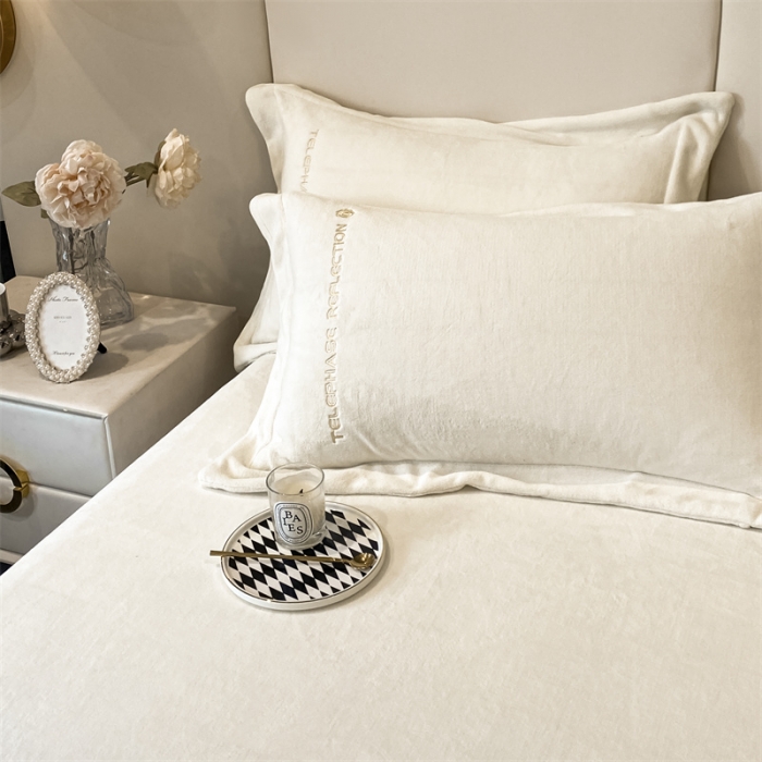 91家纺网 家纺一手货源 找家纺 蓝巢 2022新款牛奶绒轻奢单床笠 轻奢-奶昔白