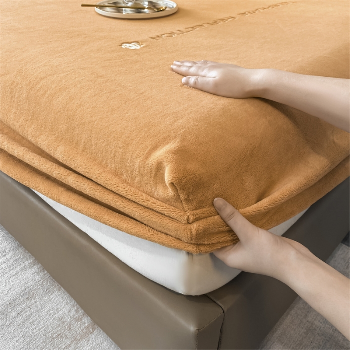 91家纺网 家纺一手货源 找家纺 蓝巢 2022新款牛奶绒轻奢单床笠 轻奢-南瓜橘