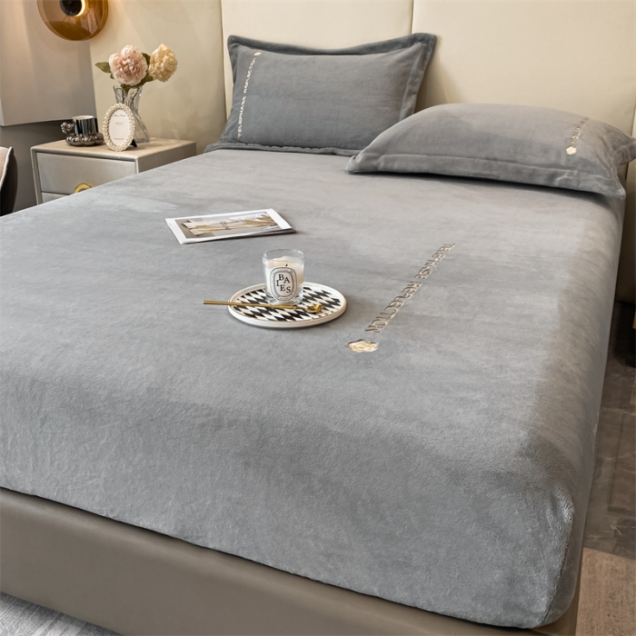 91家纺网 家纺一手货源 找家纺 蓝巢 2022新款牛奶绒轻奢单床笠 轻奢-中灰