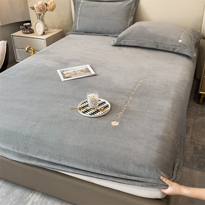 91家纺网 家纺一手货源 找家纺 蓝巢 2022新款牛奶绒轻奢单床笠 轻奢-中灰
