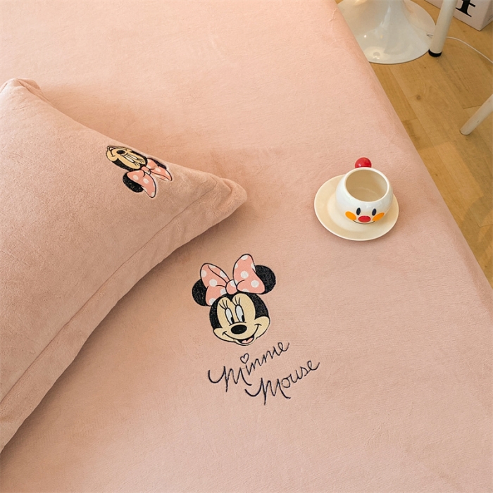 91家纺网 家纺一手货源 找家纺 蓝巢 2022新款牛奶绒迪士尼单床笠 迪士尼-豆沙