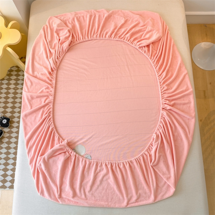 91家纺网 家纺一手货源 找家纺 蓝巢 2022新款牛奶绒迪士尼单床笠 迪士尼-浅粉