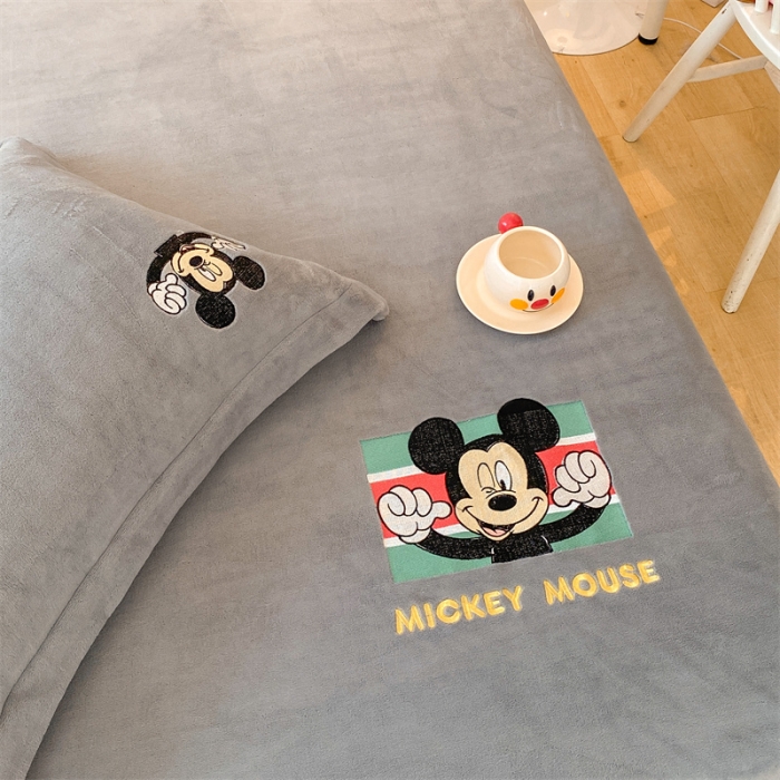 91家纺网 家纺一手货源 找家纺 蓝巢 2022新款牛奶绒迪士尼单床笠 迪士尼-中灰