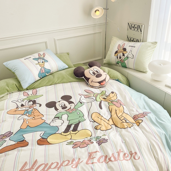 91家纺网 家纺一手货源 找家纺 圆岛家纺2022新款迪士尼大版牛奶绒宝宝绒四件套 米老鼠家族