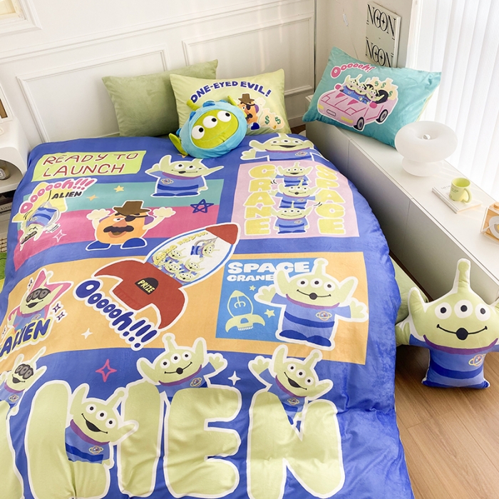 91家纺网 家纺一手货源 找家纺 圆岛家纺 2022新款迪士尼大版牛奶绒宝宝绒四件套 三眼仔