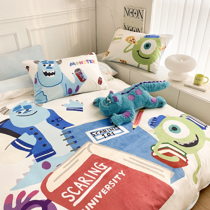 91家纺网 家纺一手货源 找家纺 圆岛家纺 2022新款迪士尼大版牛奶绒宝宝绒四件套 怪兽大学