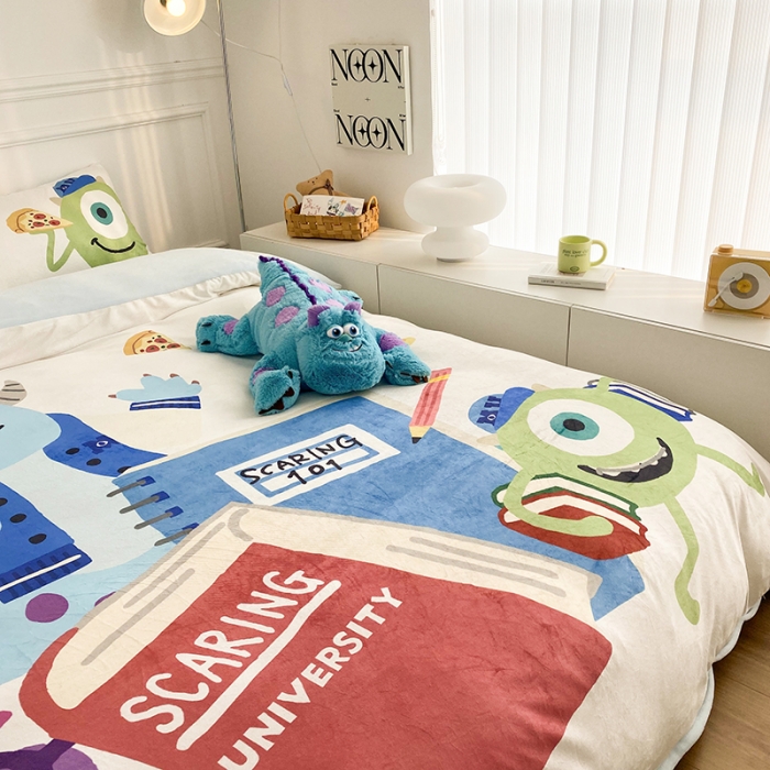 91家纺网 家纺一手货源 找家纺 圆岛家纺 2022新款迪士尼大版牛奶绒宝宝绒四件套 怪兽大学