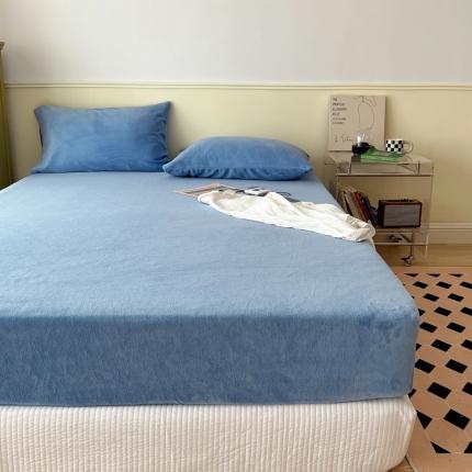 91家纺网 家纺一手货源 找家纺 （总）三朵 2022新款高克重牛奶绒印花床笠