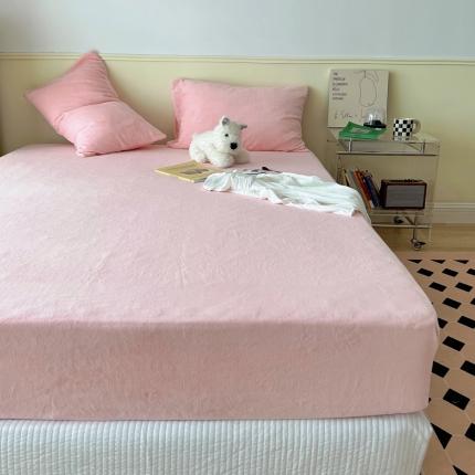 91家纺网 家纺一手货源 找家纺 （总）三朵 2022新款高克重牛奶绒印花床笠