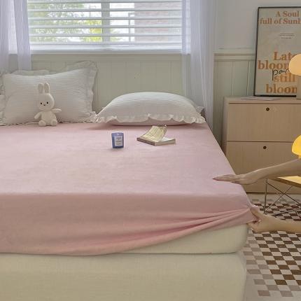 91家纺网 家纺一手货源 找家纺 （总）三朵 2022新款高克重牛奶绒印花床笠