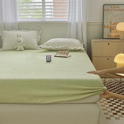 91家纺网 家纺一手货源 找家纺 （总）三朵 2022新款高克重牛奶绒印花床笠