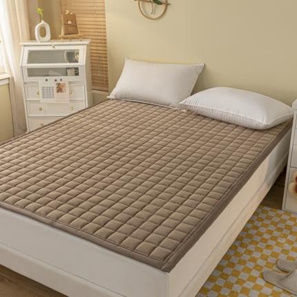 91家纺网 家纺一手货源 找家纺 总东宇2022新款直播供货A类母婴级高克重宝宝绒床垫-风格二