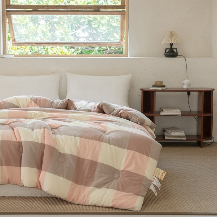 91家纺网 家纺一手货源 找家纺 棉邦2022新款全棉水洗棉大豆被 粉大格