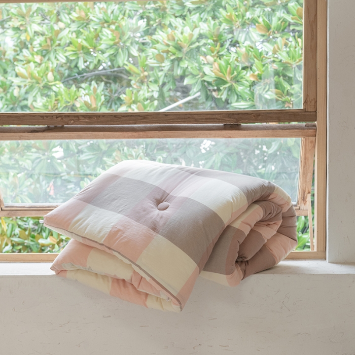 91家纺网 家纺一手货源 找家纺 棉邦2022新款全棉水洗棉大豆被 粉大格